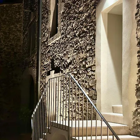 Domaine Croix-maro * Caux